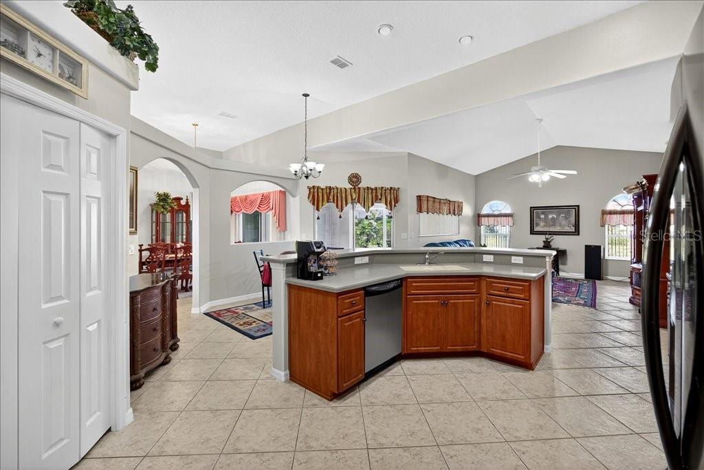 Single Family Residence at 28 FANSHAWE LN, PALM COAST, photo 18 of 42