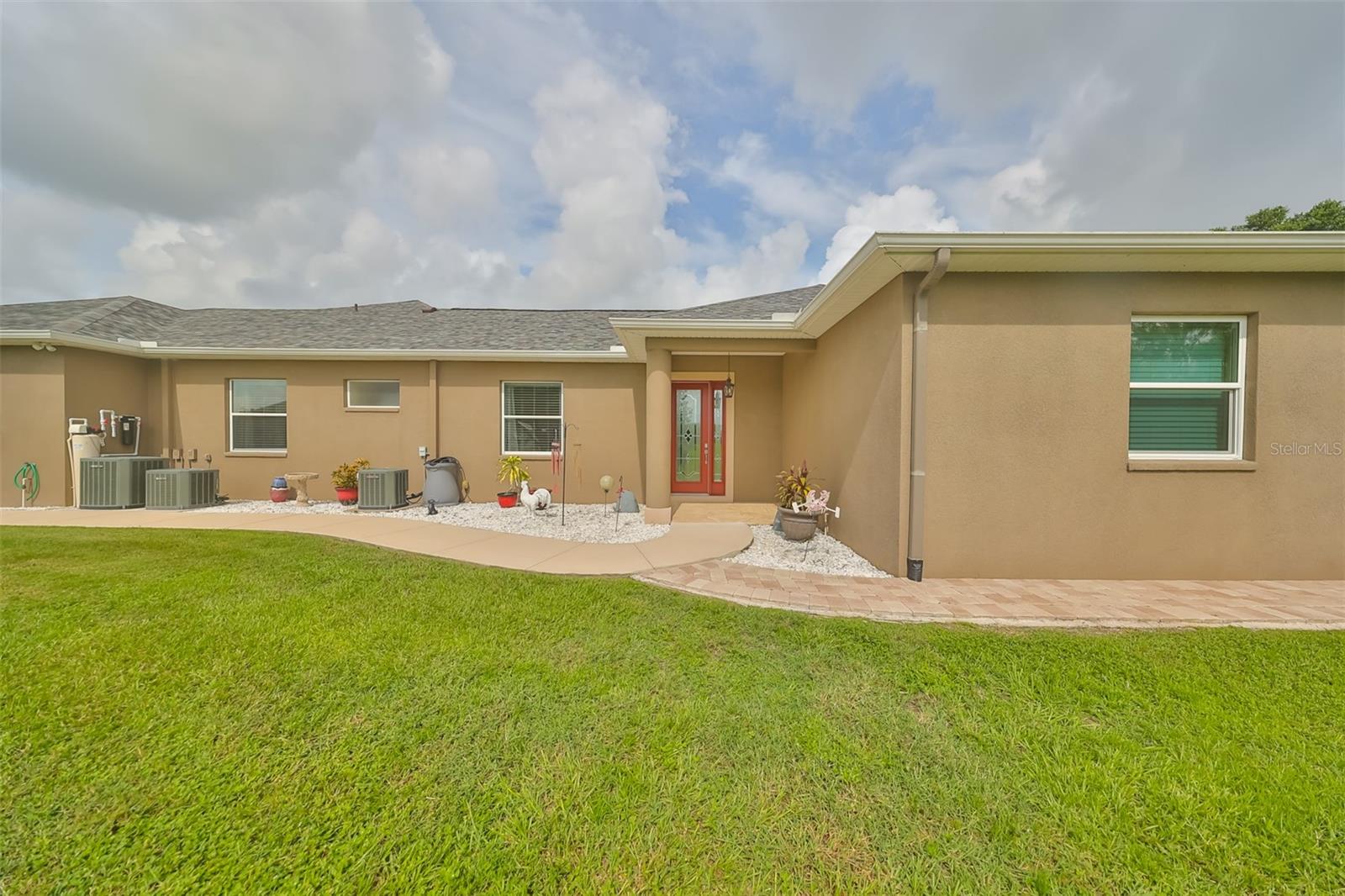 Private entrance to In Law Suite/ ADU - 17706 BRIDLEWOOD CT, PARRISH