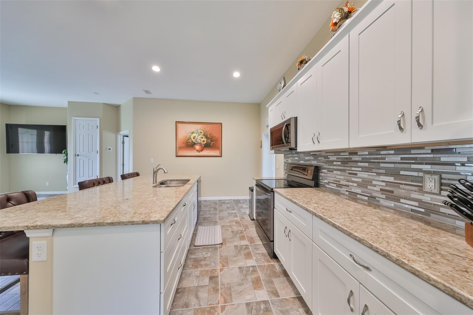 In Law Suite /ADU full kitchen - 17706 BRIDLEWOOD CT, PARRISH