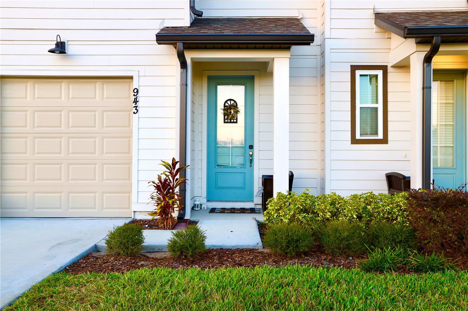 front door - 943 CONCH RD, DAVENPORT