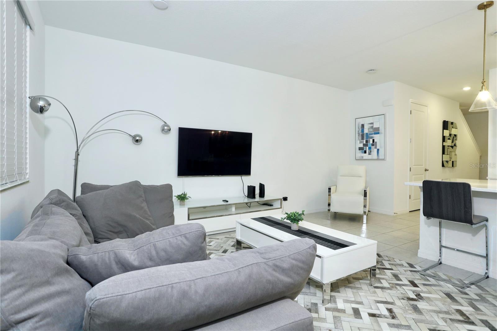 living room - 943 CONCH RD, DAVENPORT