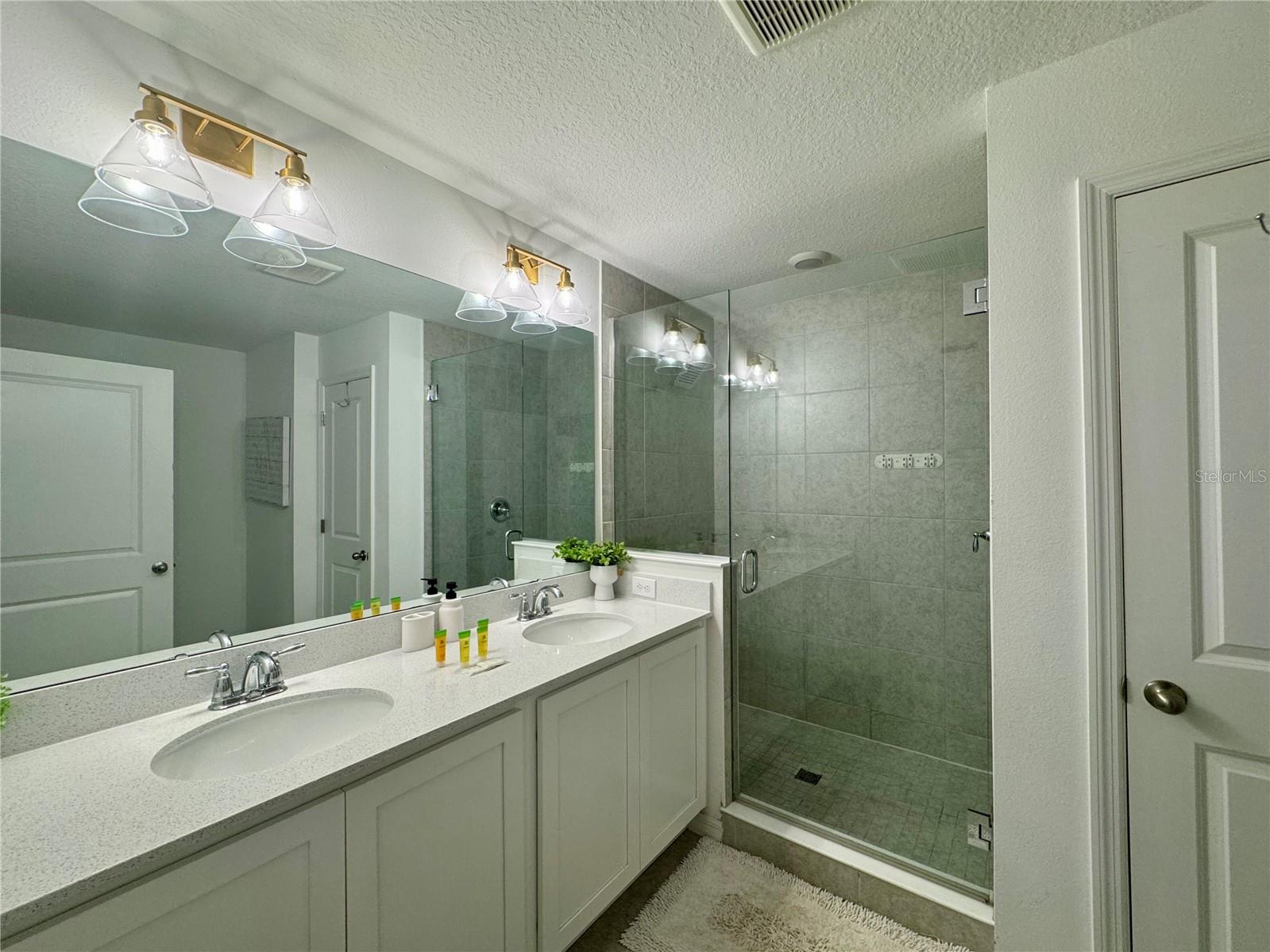 Primary bathroom - 943 CONCH RD, DAVENPORT