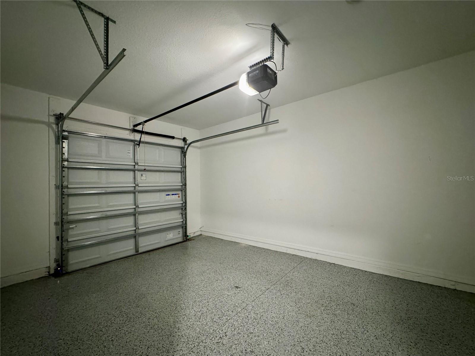 garage - 943 CONCH RD, DAVENPORT