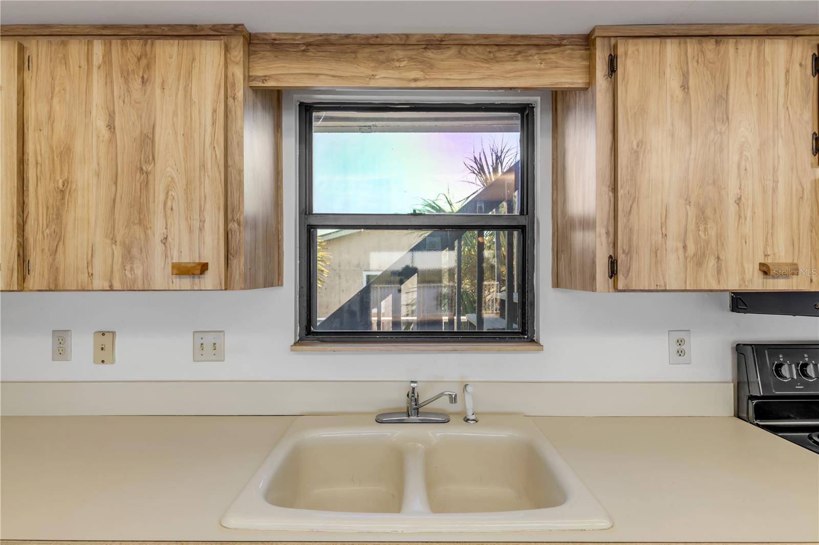 Single Family Residence at 824 EEL AVE, NEW SMYRNA BEACH, photo 10 of 99