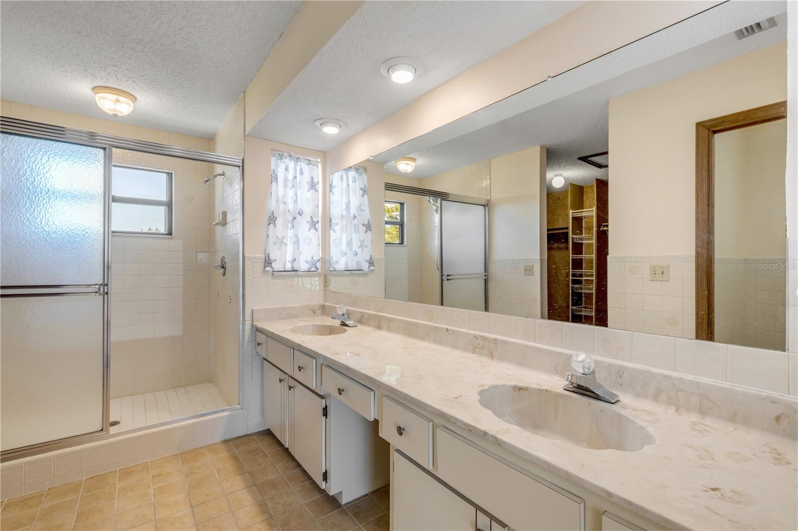 Single Family Residence at 824 EEL AVE, NEW SMYRNA BEACH, photo 17 of 99