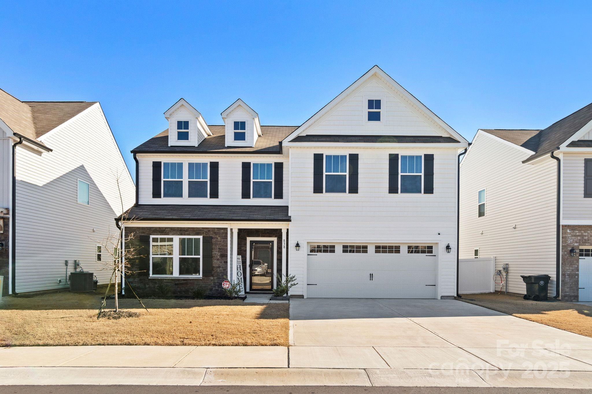 838 Foxglove Lane