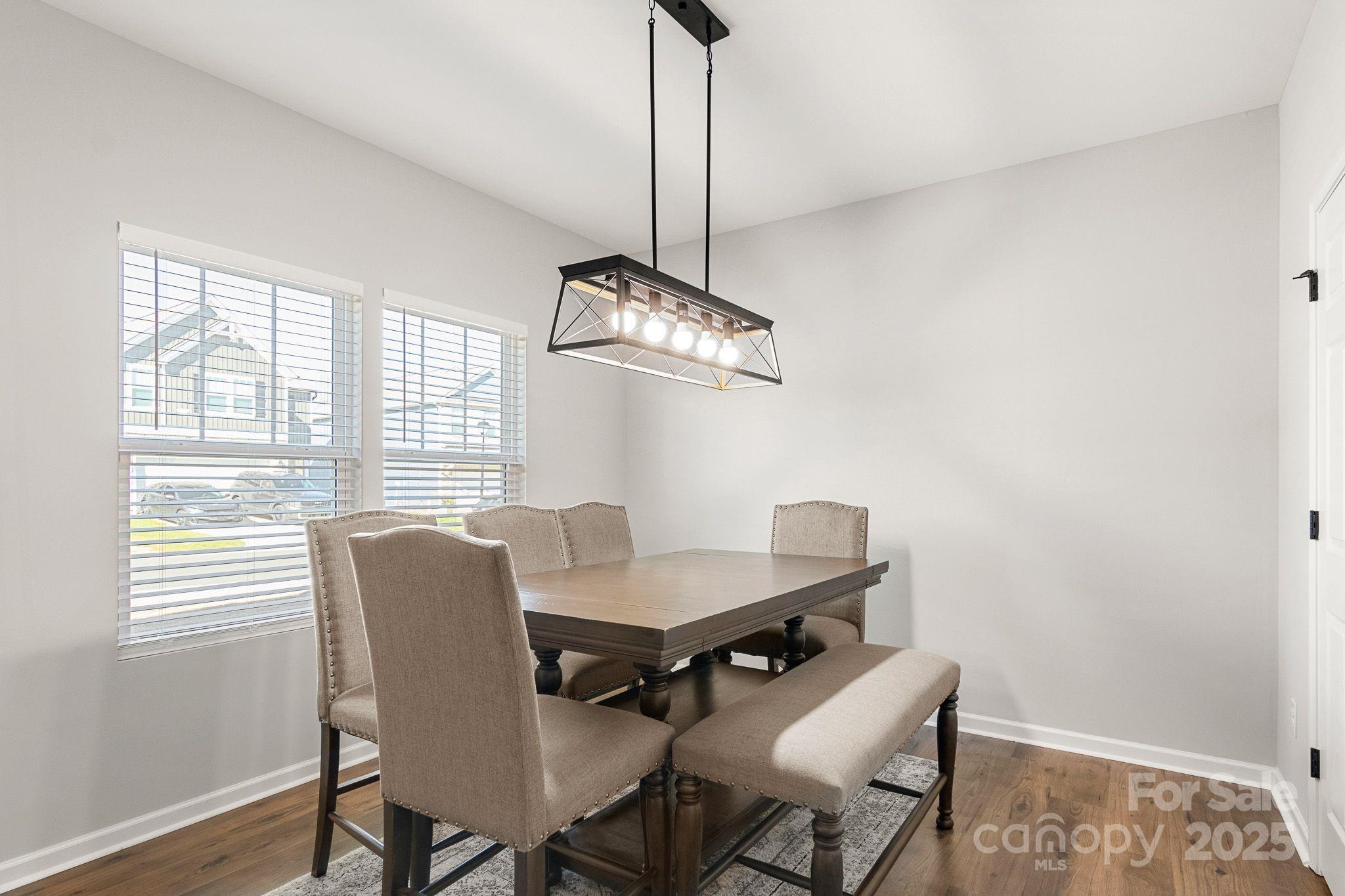 Single Family Residence at 838 Foxglove Lane, York, photo 4 of 44