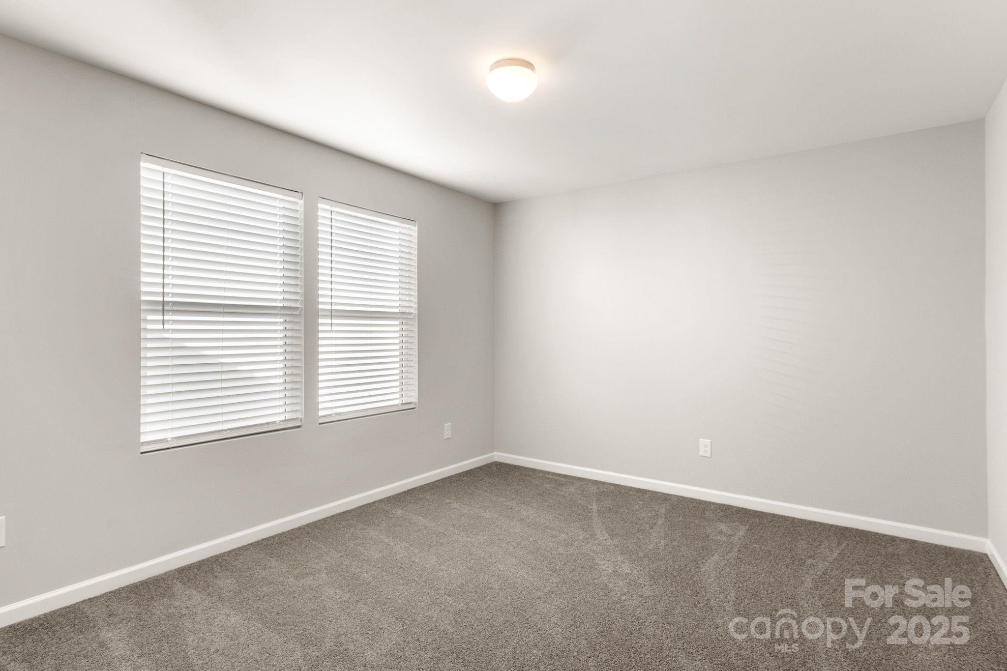 Single Family Residence at 838 Foxglove Lane, York, photo 29 of 44