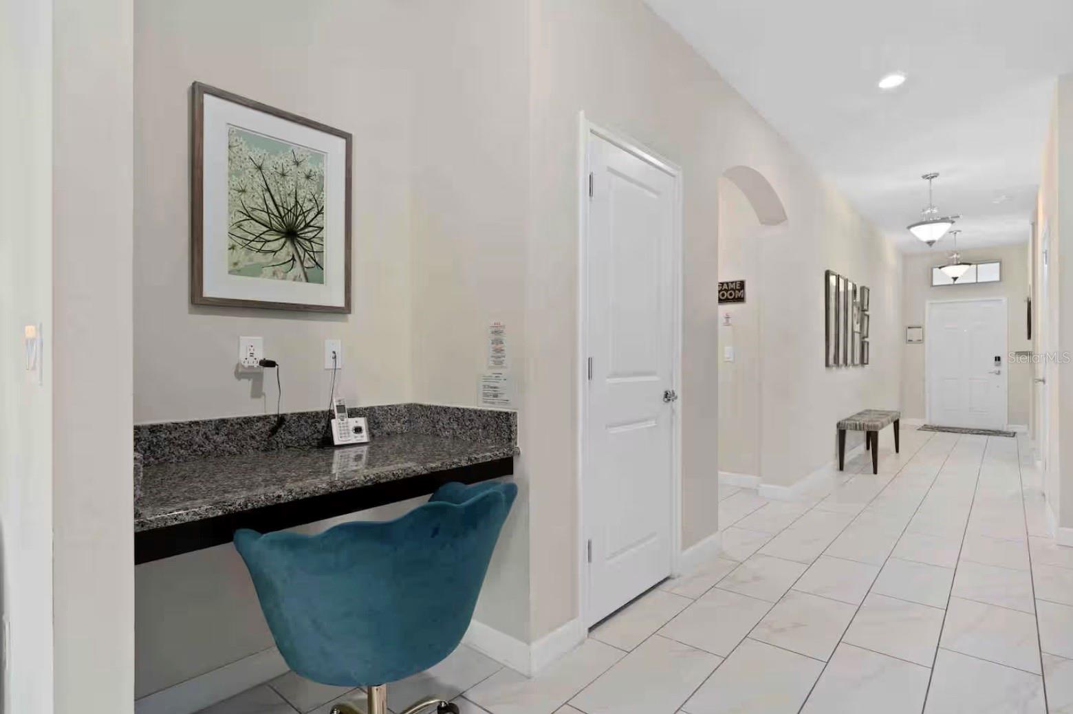Single Family Residence at 4700 SLEEPY HOLLOW DR, KISSIMMEE, photo 4 of 41