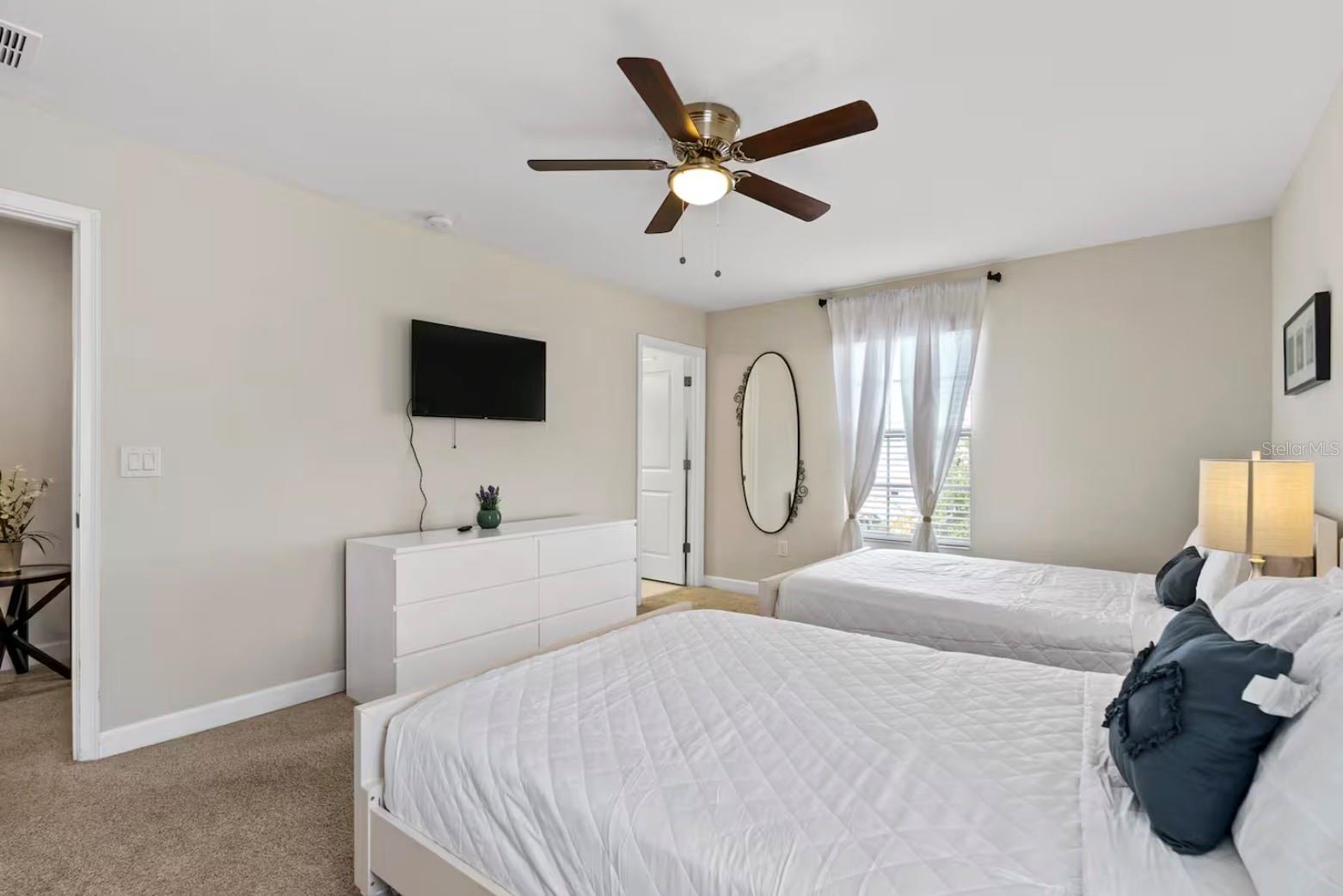 Single Family Residence at 4700 SLEEPY HOLLOW DR, KISSIMMEE, photo 25 of 41