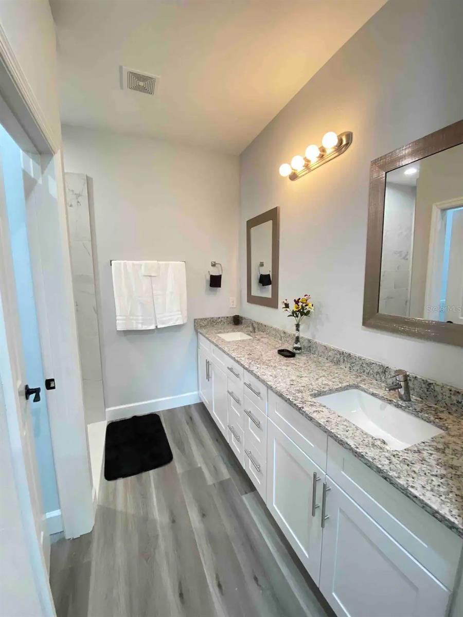 Single Family Residence at 14358 MCFARLAND AVE, PORT CHARLOTTE, photo 7 of 19