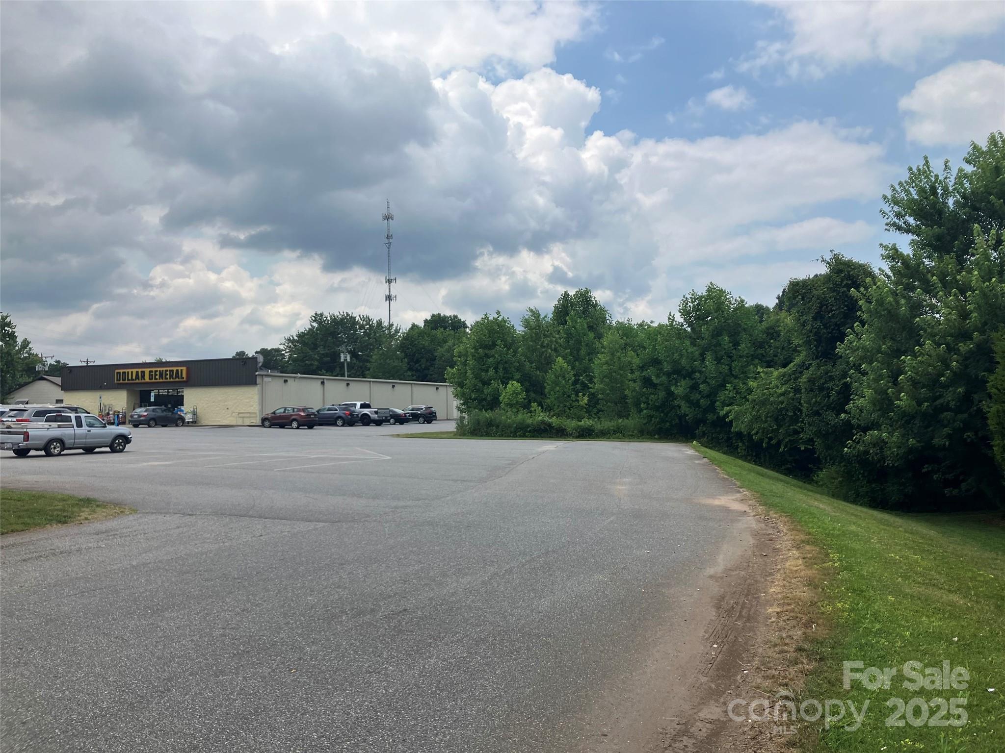 Lot at 1320 Burkemont Avenue, Morganton, photo 2 of 5