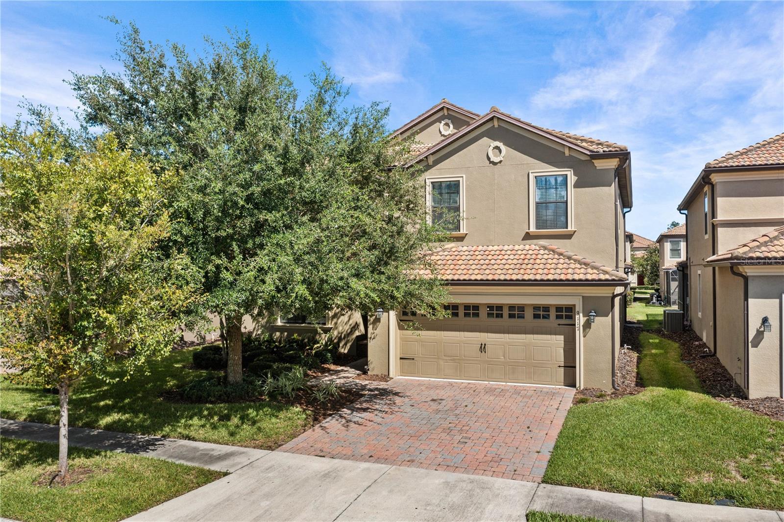 9117 EL CARO LN