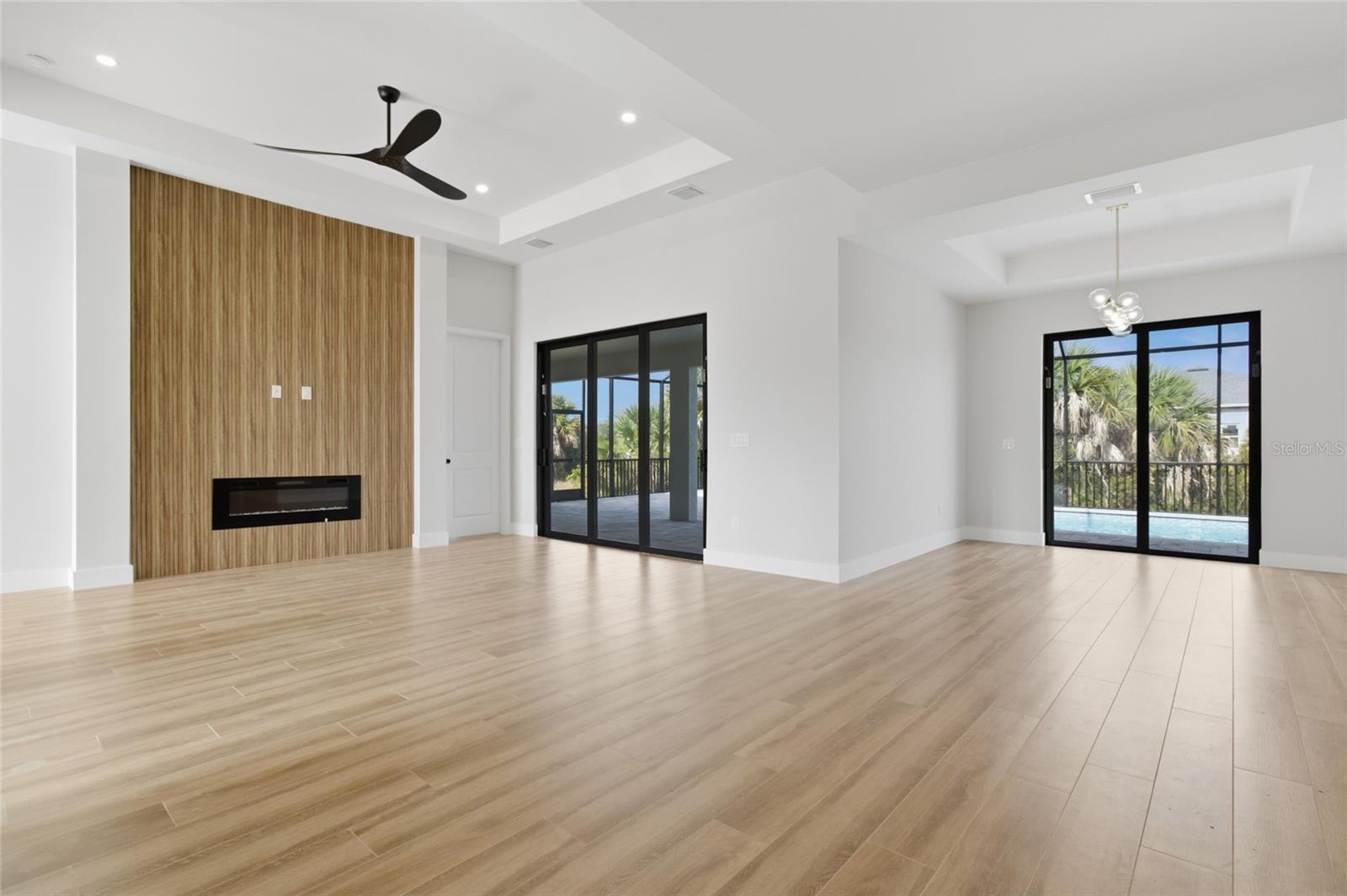 Single Family Residence at 14192 FORT MYERS AVE, PORT CHARLOTTE, photo 11 of 66