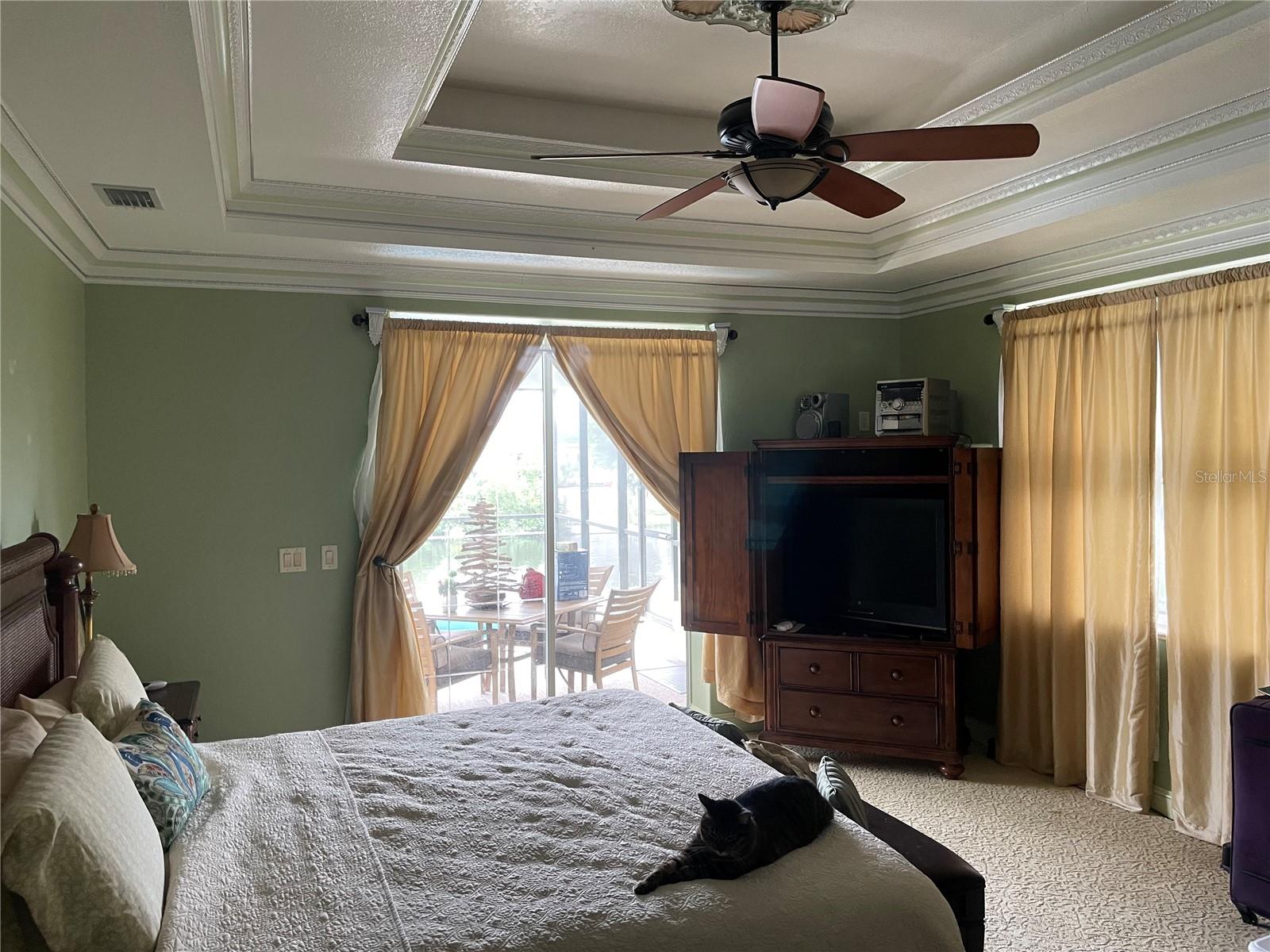 PRIMARY BEDROOM TRAY CEILING - 18029 OHARA DR, PORT CHARLOTTE