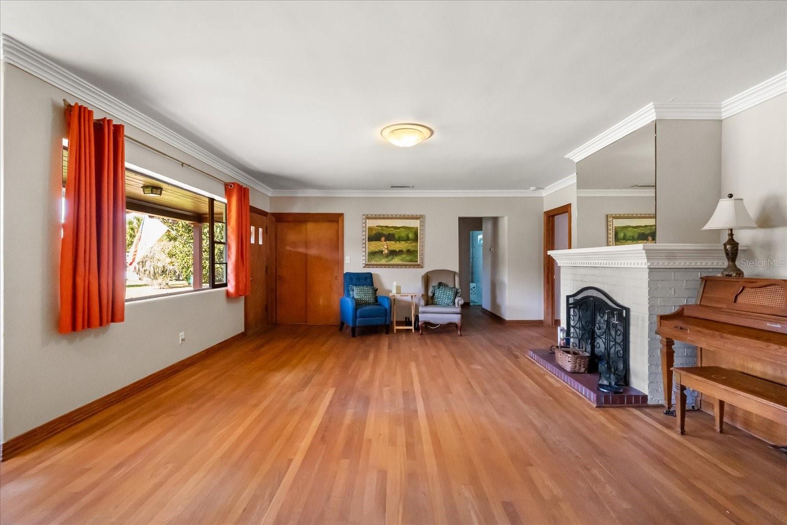 Single Family Residence at 205 SURPRISE DR, WINTER GARDEN, photo 10 of 32