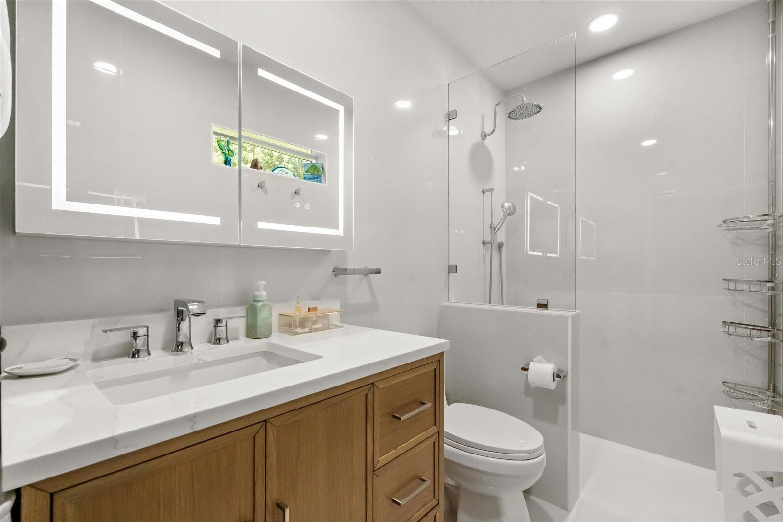 Single Family Residence at 205 SURPRISE DR, WINTER GARDEN, photo 15 of 32