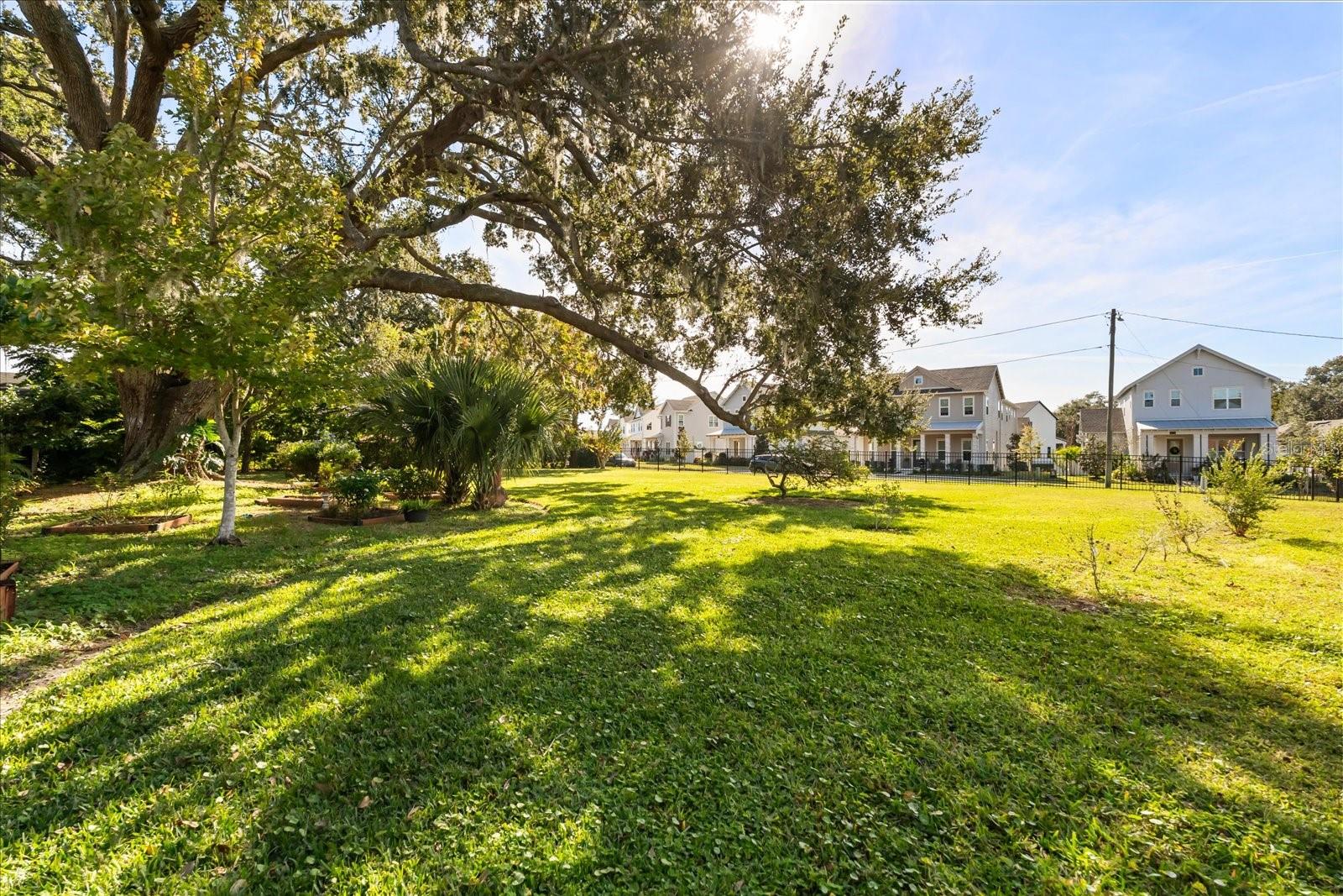Single Family Residence at 205 SURPRISE DR, WINTER GARDEN, photo 24 of 32