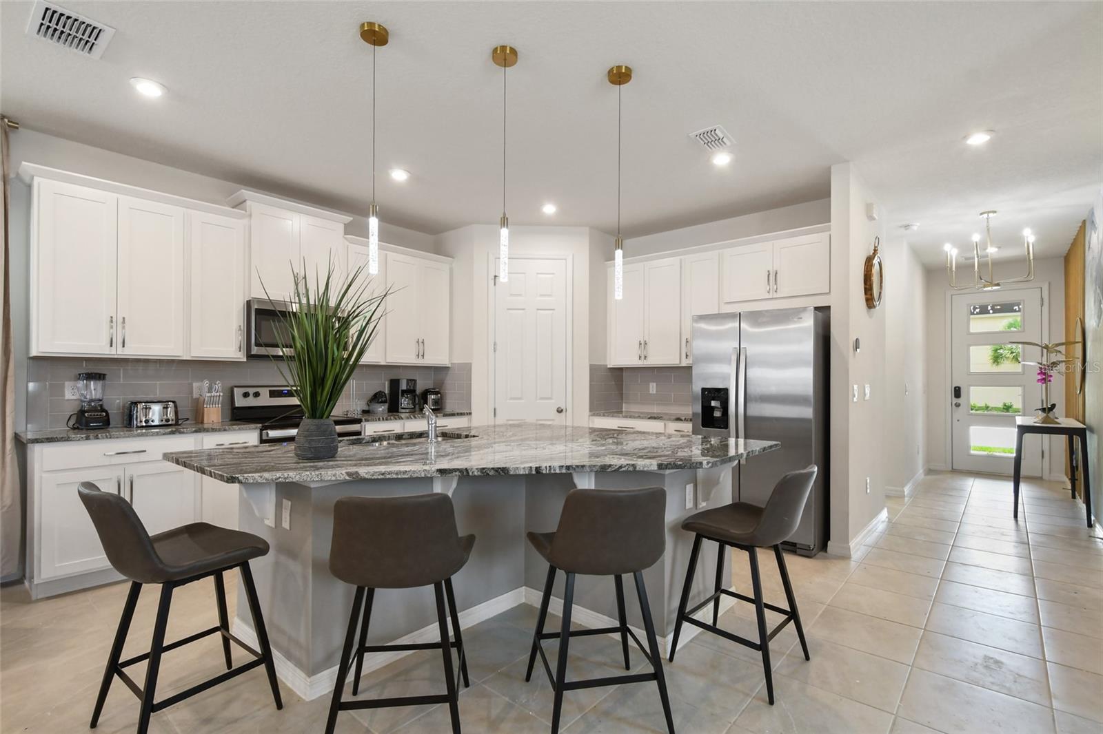 Single Family Residence at 8903 COCONUT BREEZE DR, KISSIMMEE, photo 5 of 78