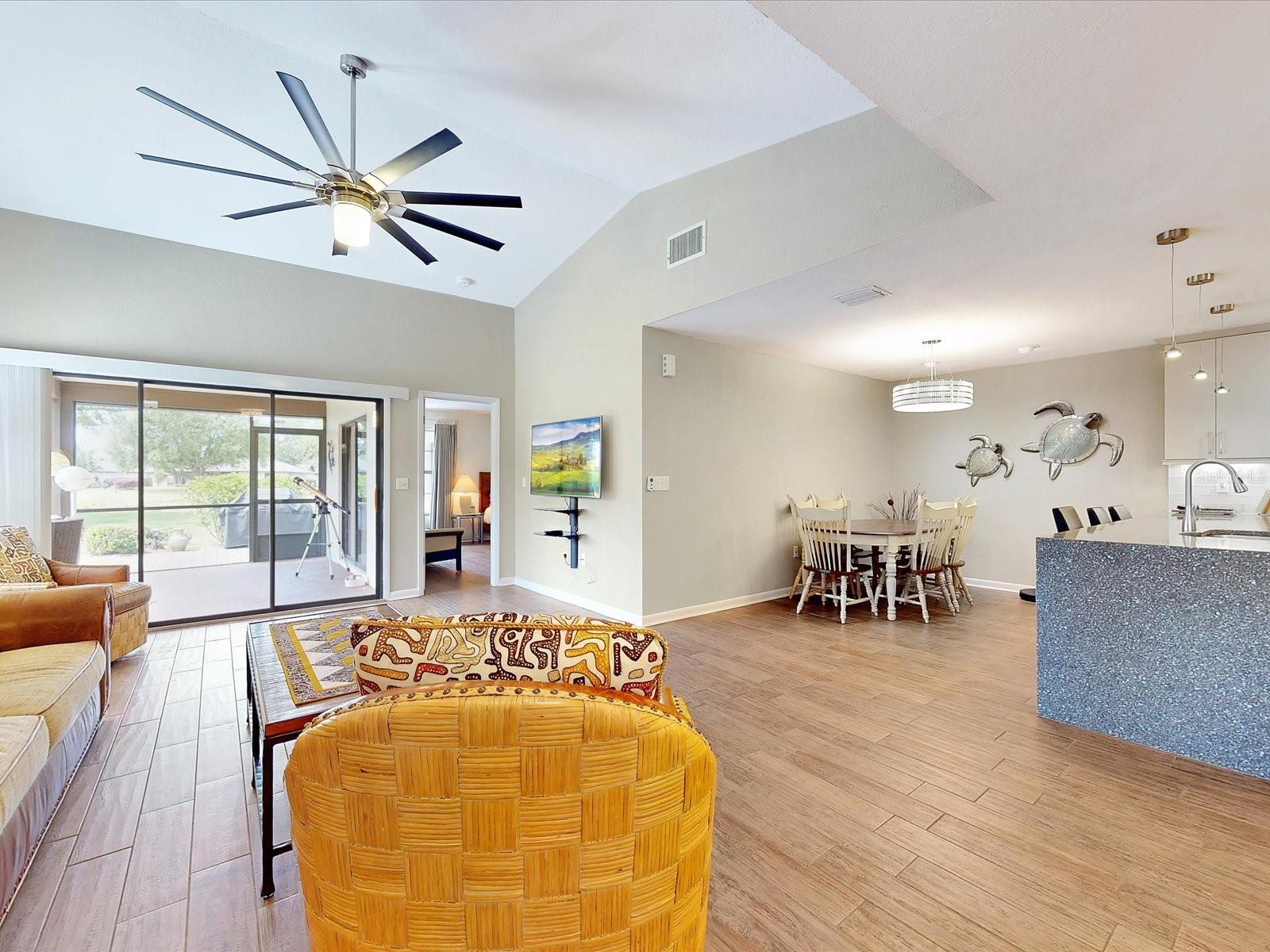 The view as you enter this Villa ! - 112 COVENTRY LN, HAINES CITY