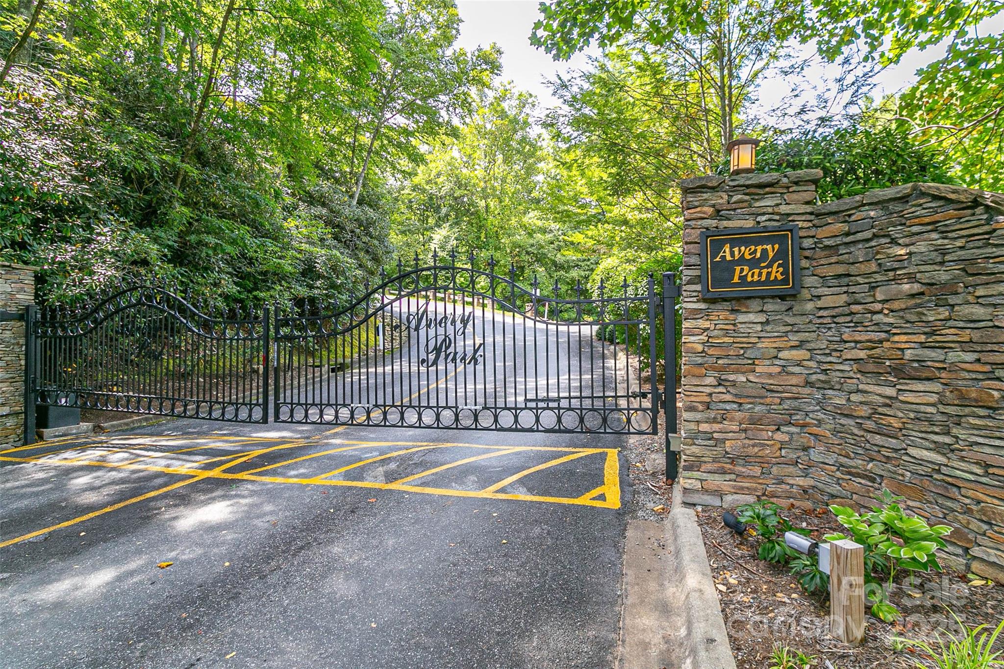Lot at 579 Bluemist Way, Arden, photo 3 of 20