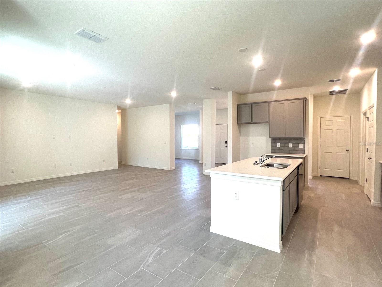 Single Family Residence at 4 LYNBROOK DR, PALM COAST, photo 9 of 24