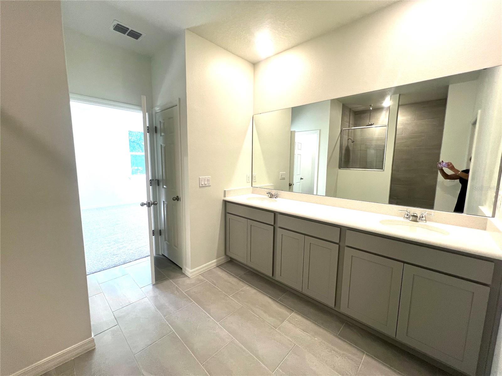 Single Family Residence at 4 LYNBROOK DR, PALM COAST, photo 16 of 24