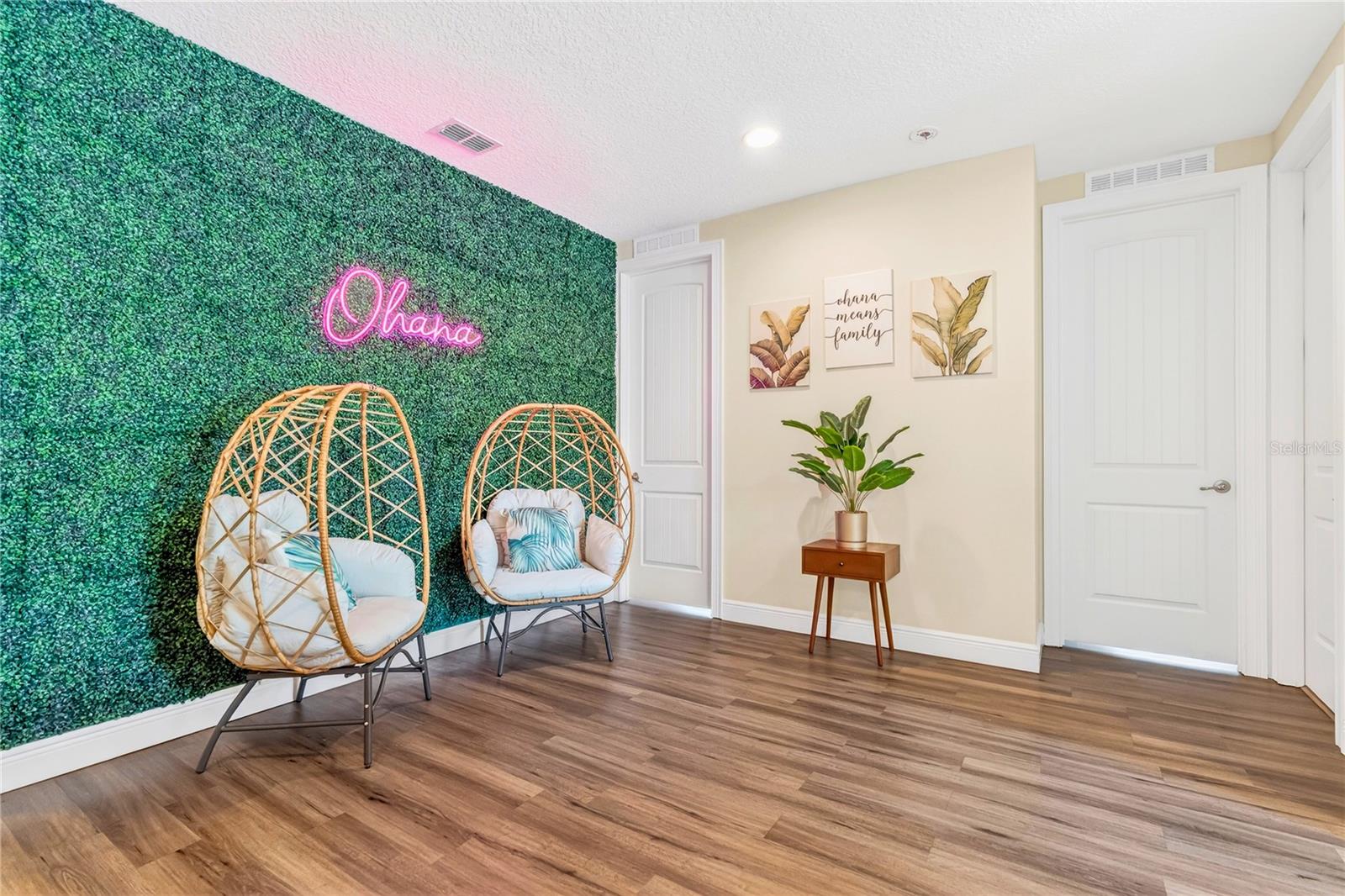 Fun Hangout Nook! - 7639 WILMINGTON LOOP, KISSIMMEE