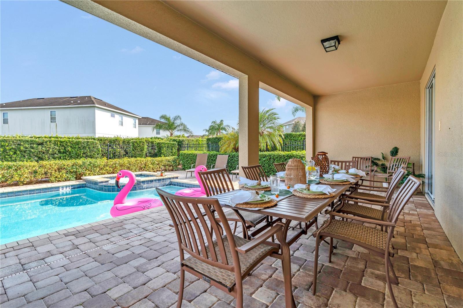 Poolside Dining - 7639 WILMINGTON LOOP, KISSIMMEE