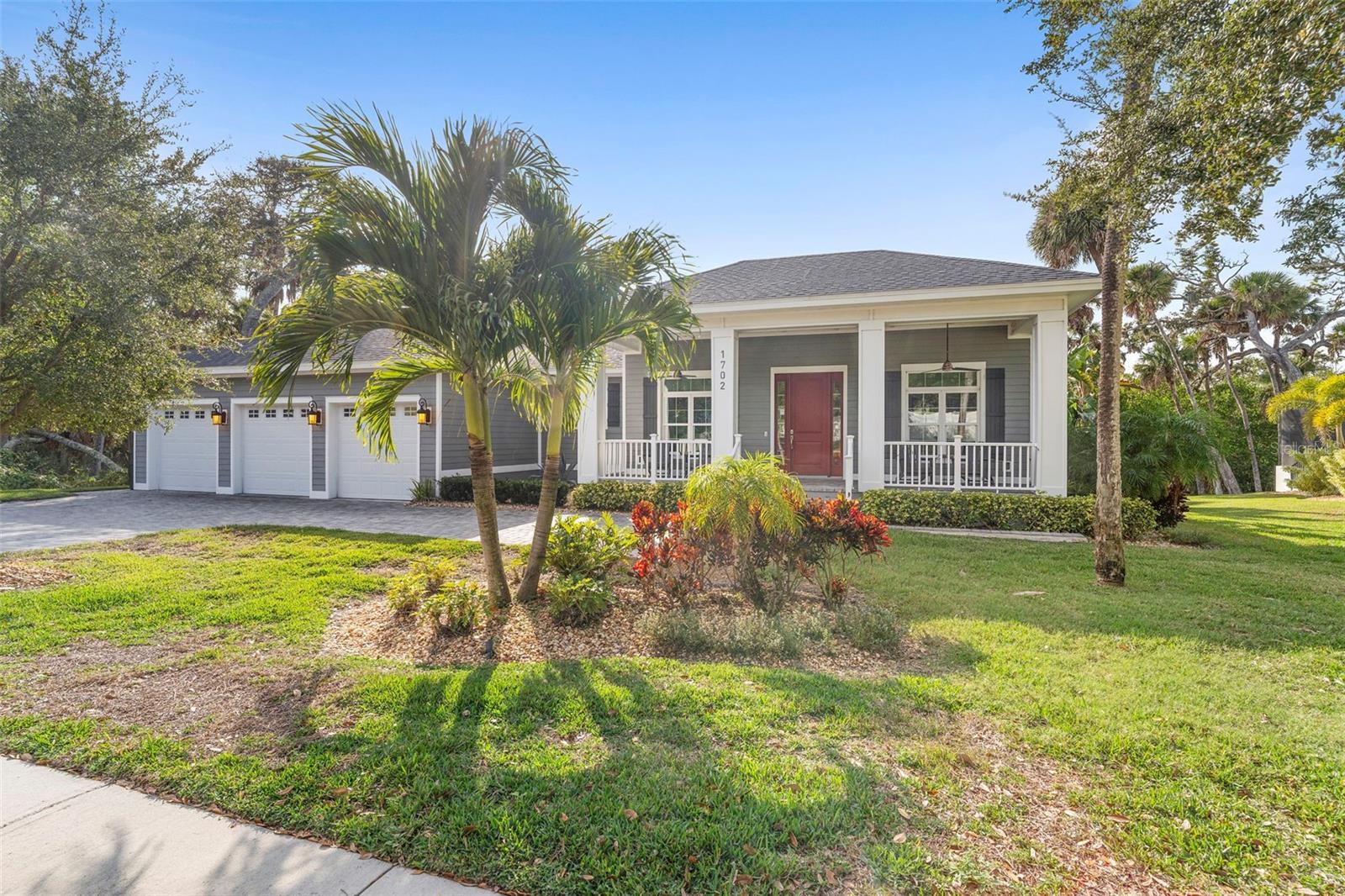 1702 SAXON DR
