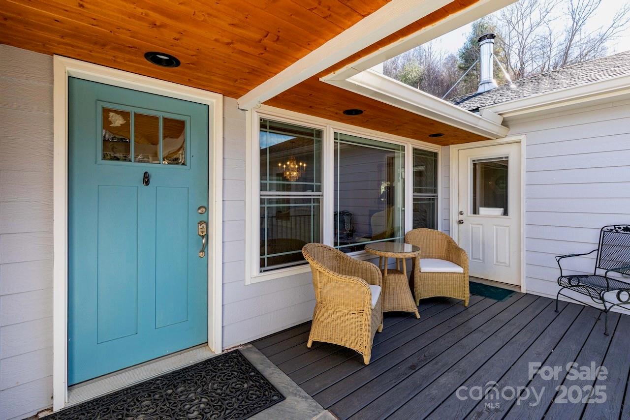 Single Family Residence at 2888 Beaverdam Road, Canton, photo 2 of 35