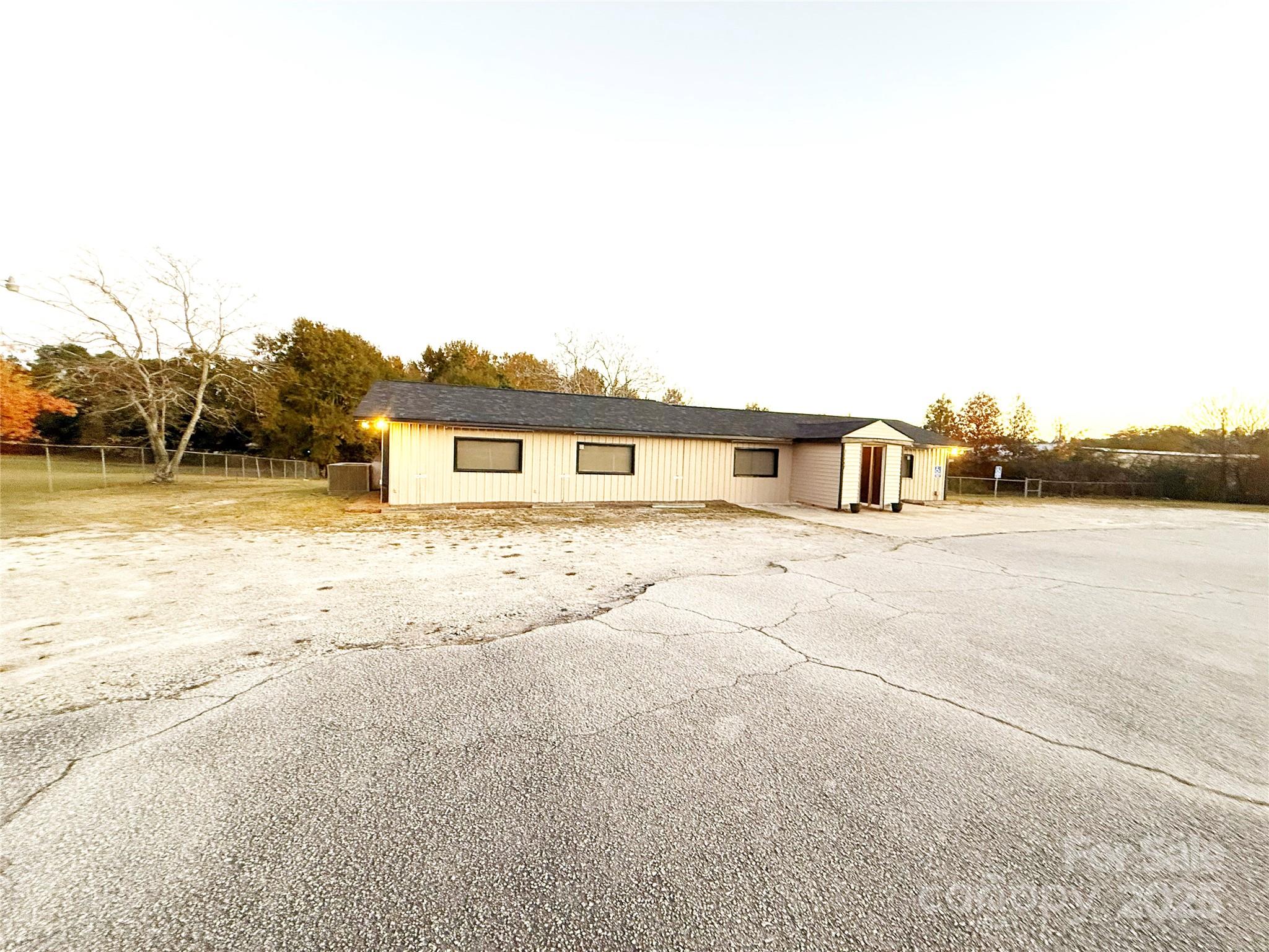 Free Standing Store at 31613 McGregor Street, Pageland, photo 3 of 4
