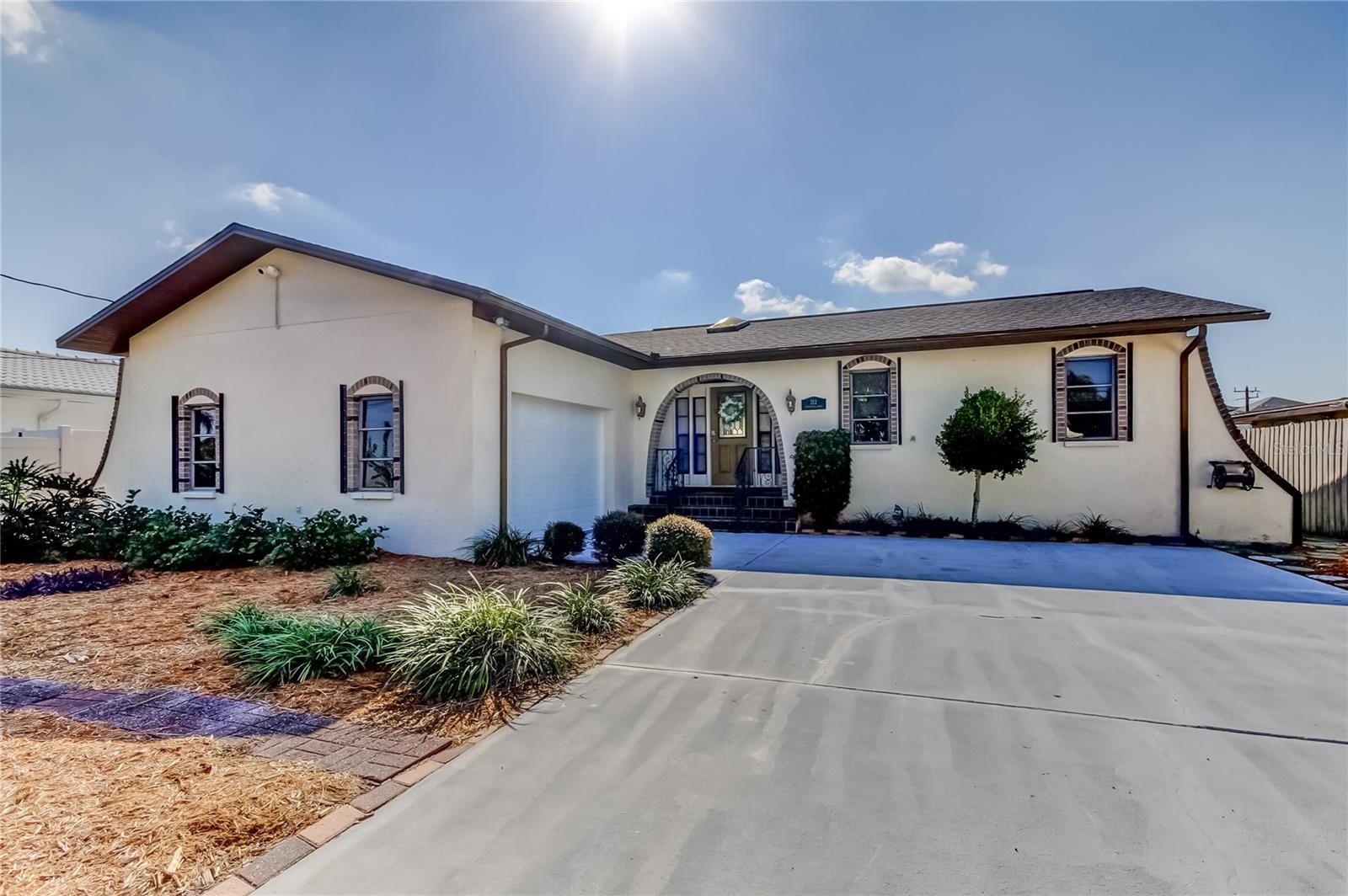 212 WESTWINDS DR