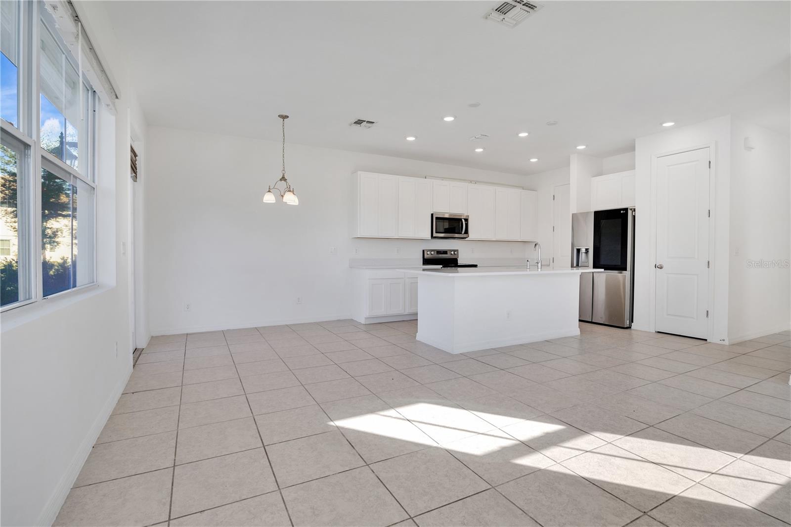 Townhouse at 1484 DISCOVERY ST, DAVENPORT, photo 6 of 29
