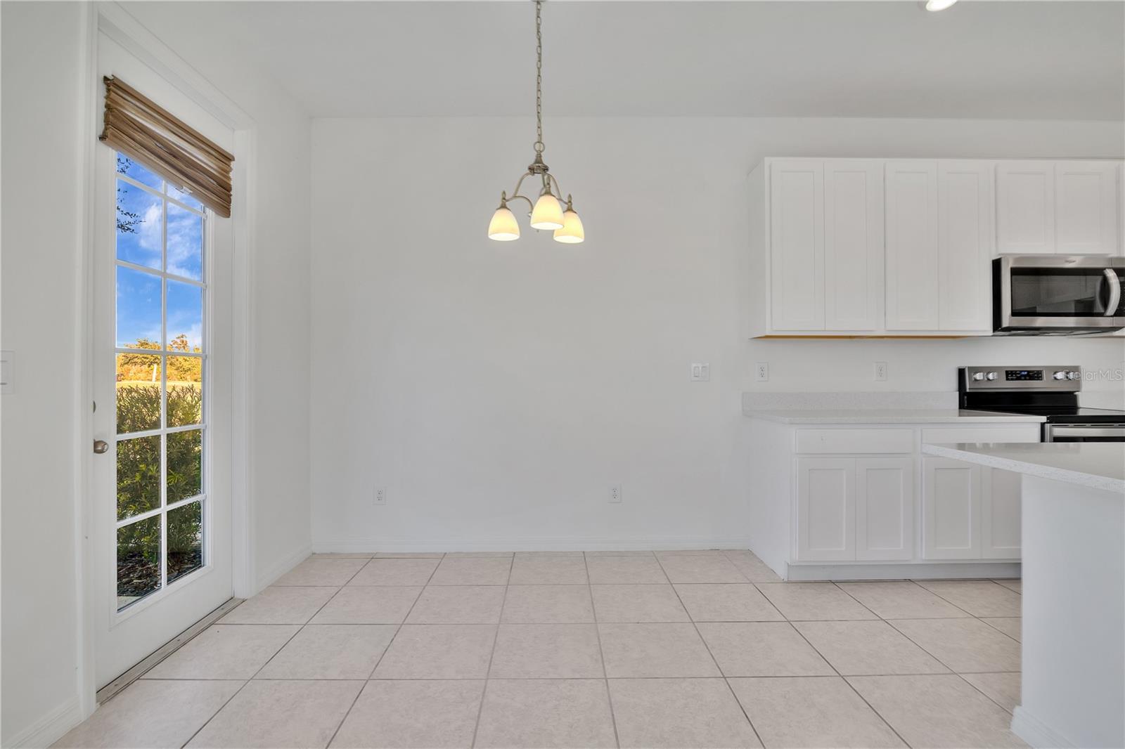 Townhouse at 1484 DISCOVERY ST, DAVENPORT, photo 7 of 29