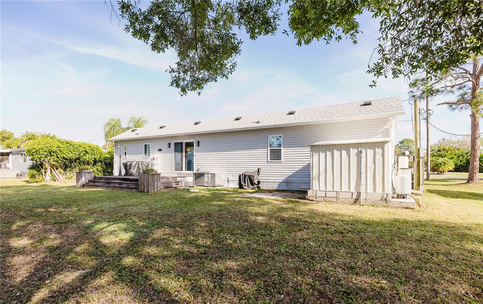 Mobile Home at 11296 OLIVE CIR, PUNTA GORDA, photo 29 of 54