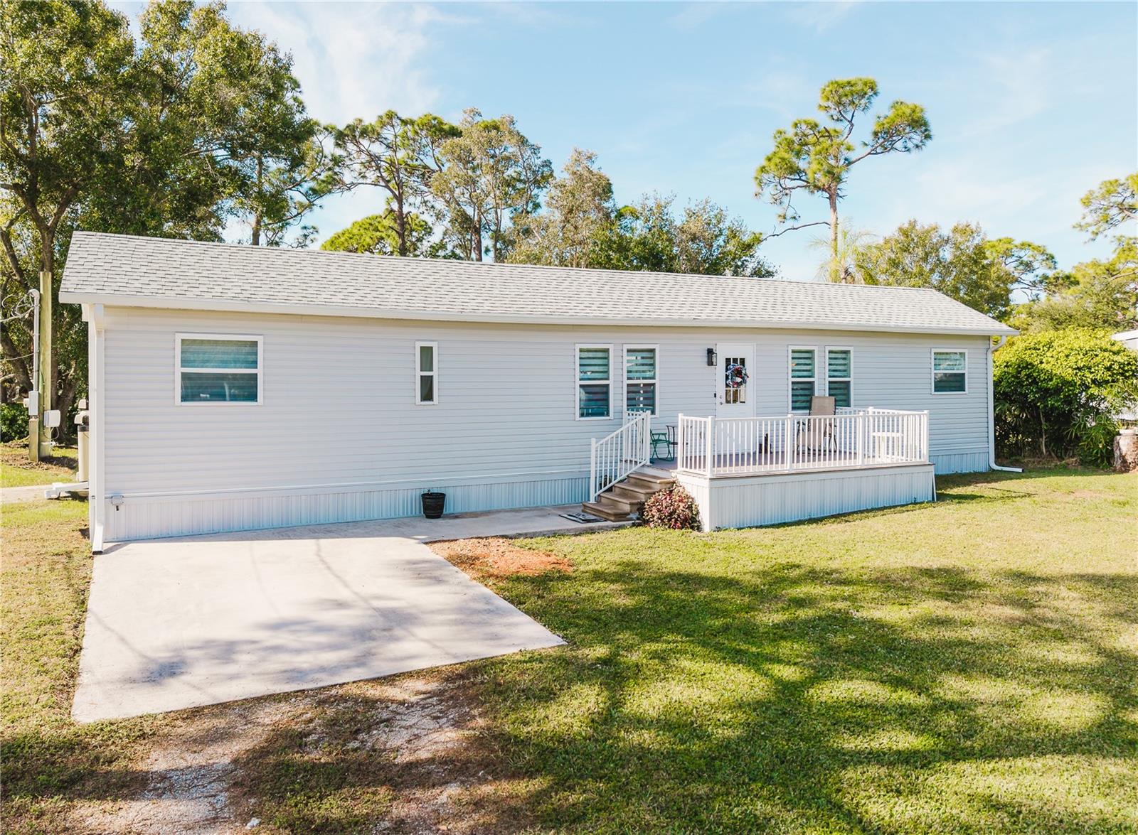 Mobile Home at 11296 OLIVE CIR, PUNTA GORDA, photo 35 of 54