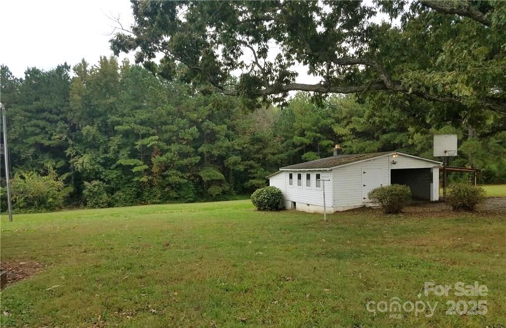 208 ft Road Frontage - 496 Brawley School Road, Mooresville