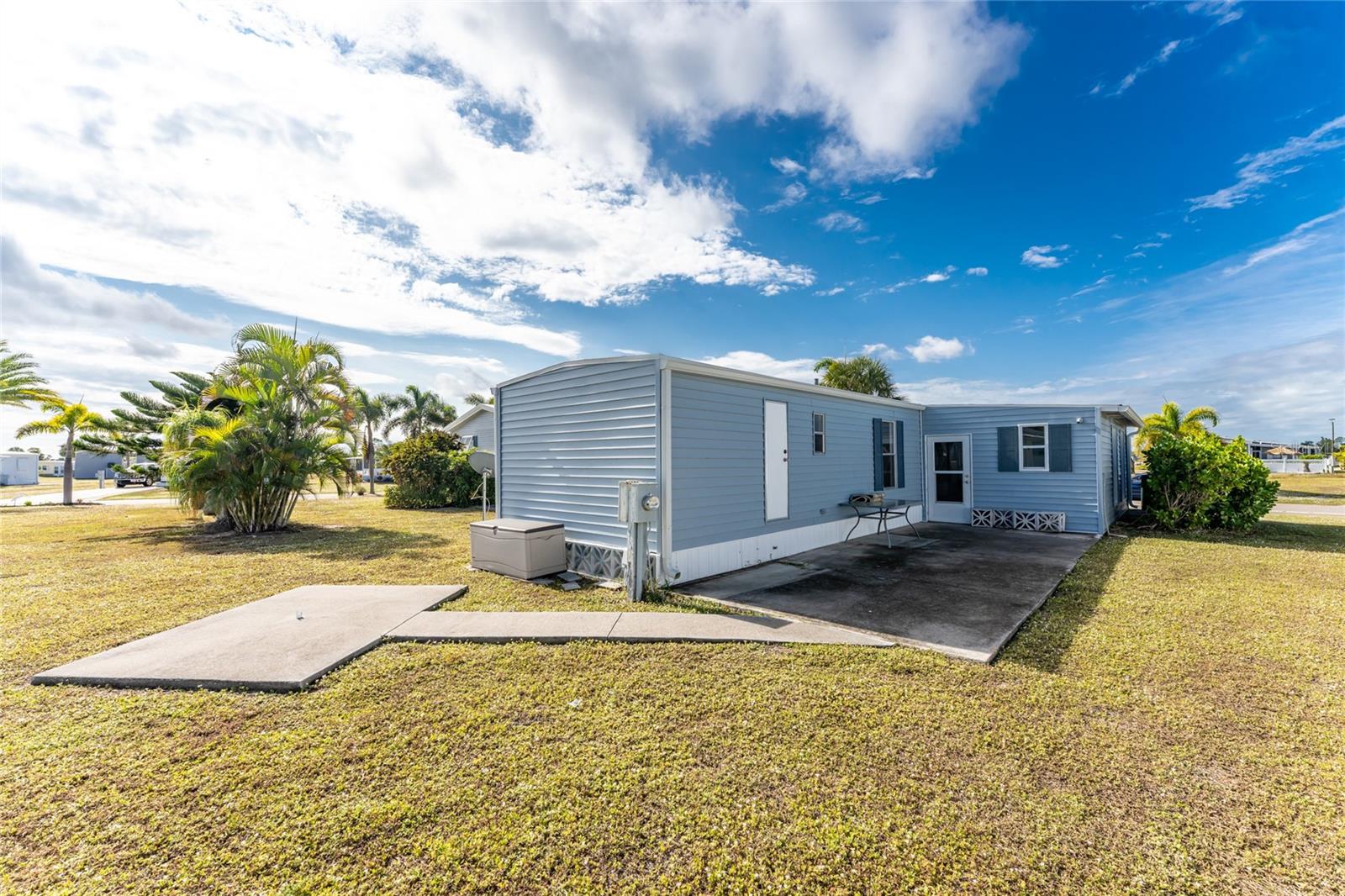 Manufactured Home at 7412 BECKLEY ST, PORT CHARLOTTE, photo 26 of 39
