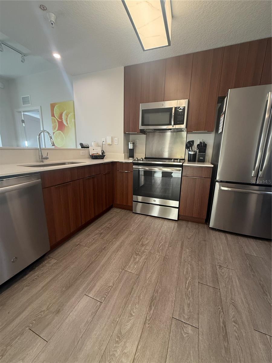 Kitchen - 14501 GROVE RESORT AVE #2528, WINTER GARDEN