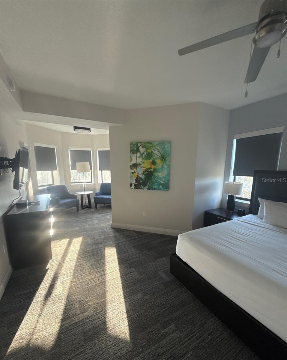 Primary Suite - Bedroom - 14501 GROVE RESORT AVE #2528, WINTER GARDEN