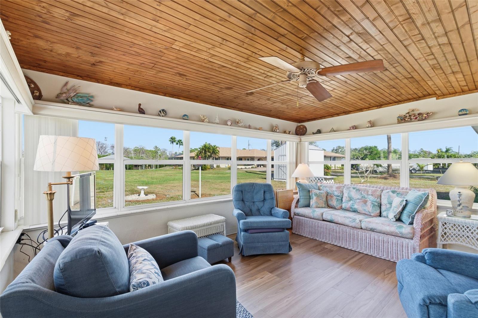 FLORIDA ROOM - 2050 OYSTER CREEK DR, ENGLEWOOD