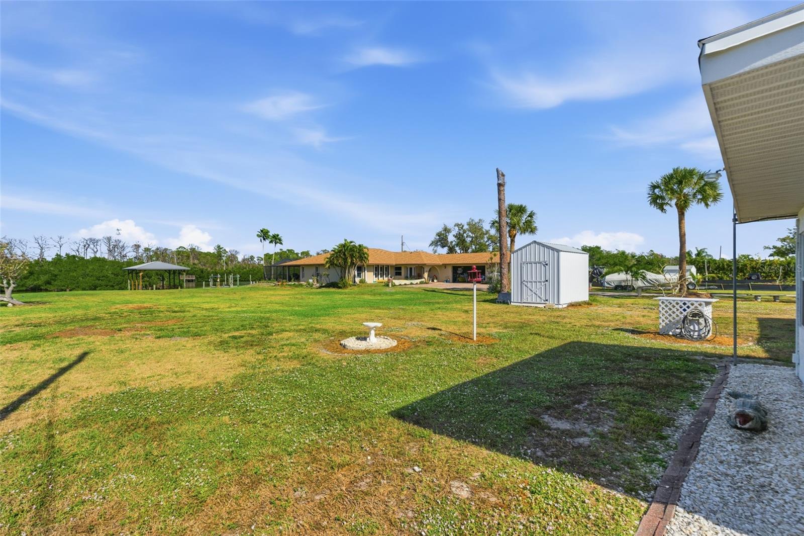 BACK YARD - 2050 OYSTER CREEK DR, ENGLEWOOD
