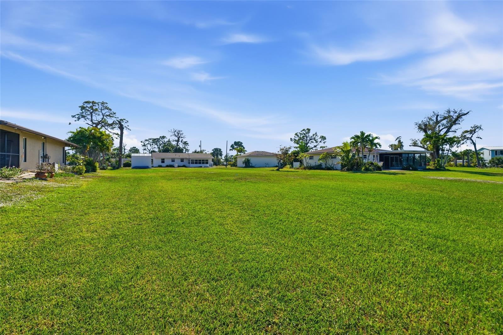 BACK YARD - 2050 OYSTER CREEK DR, ENGLEWOOD