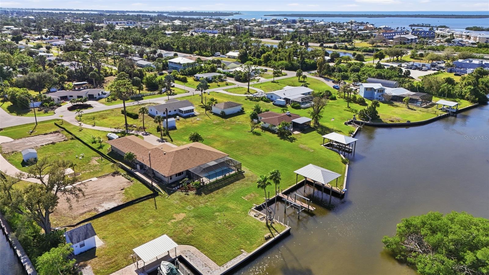 AERIAL WATERWAY - 2050 OYSTER CREEK DR, ENGLEWOOD