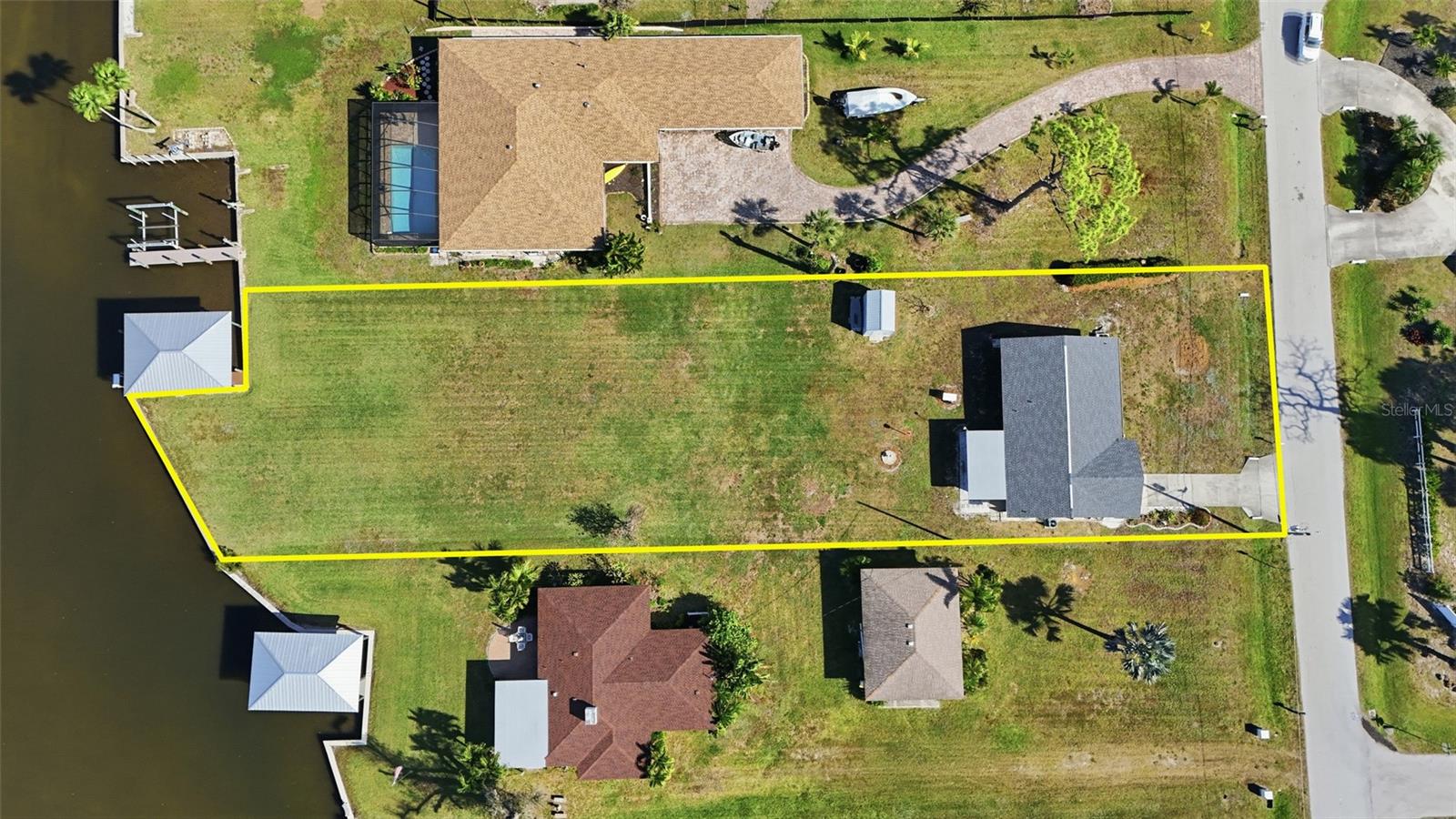 Single Family Residence at 2050 OYSTER CREEK DR, ENGLEWOOD, photo 48 of 48