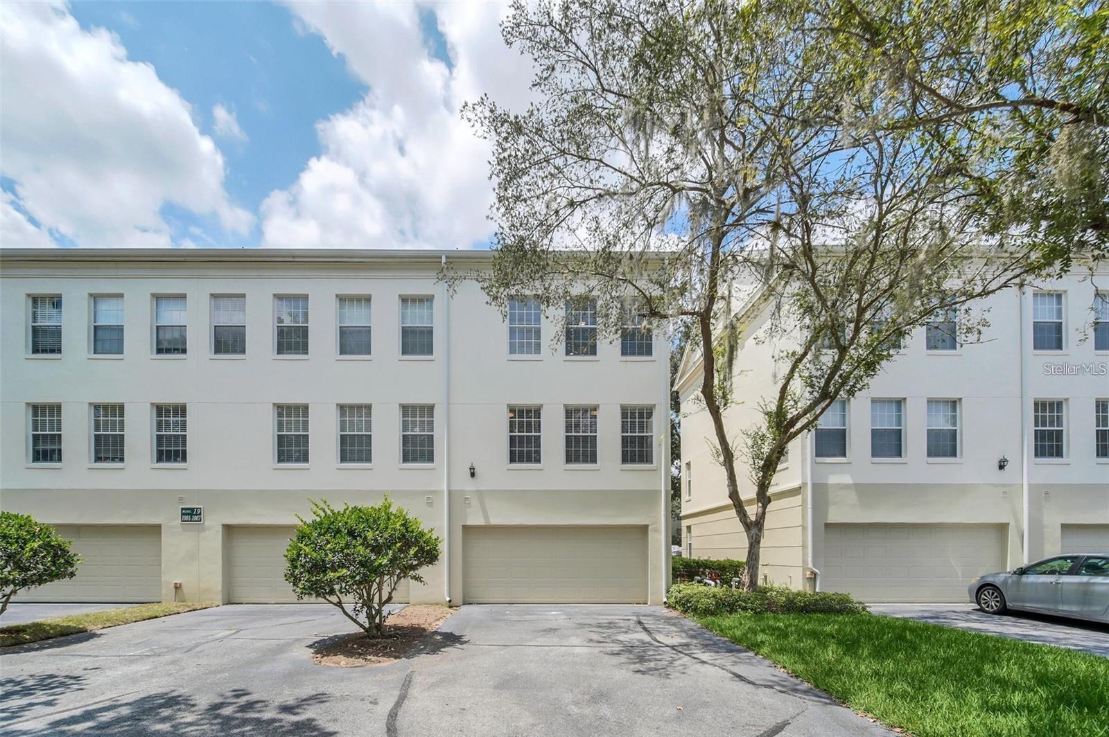Townhouse at 1007 SIENA PARK BLVD E, KISSIMMEE, photo 3 of 31