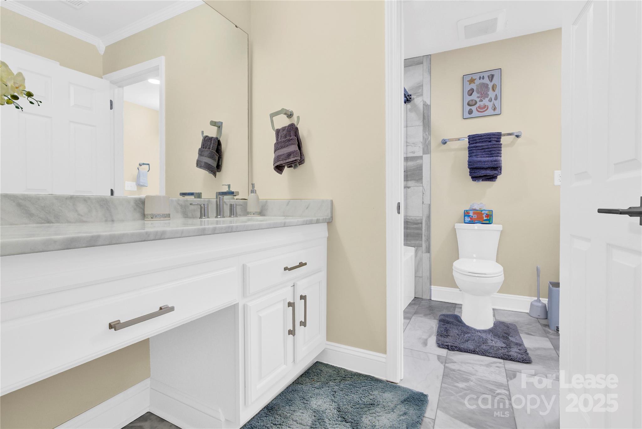 Single Family Residence at 8534 Headford Road, Charlotte, photo 15 of 48