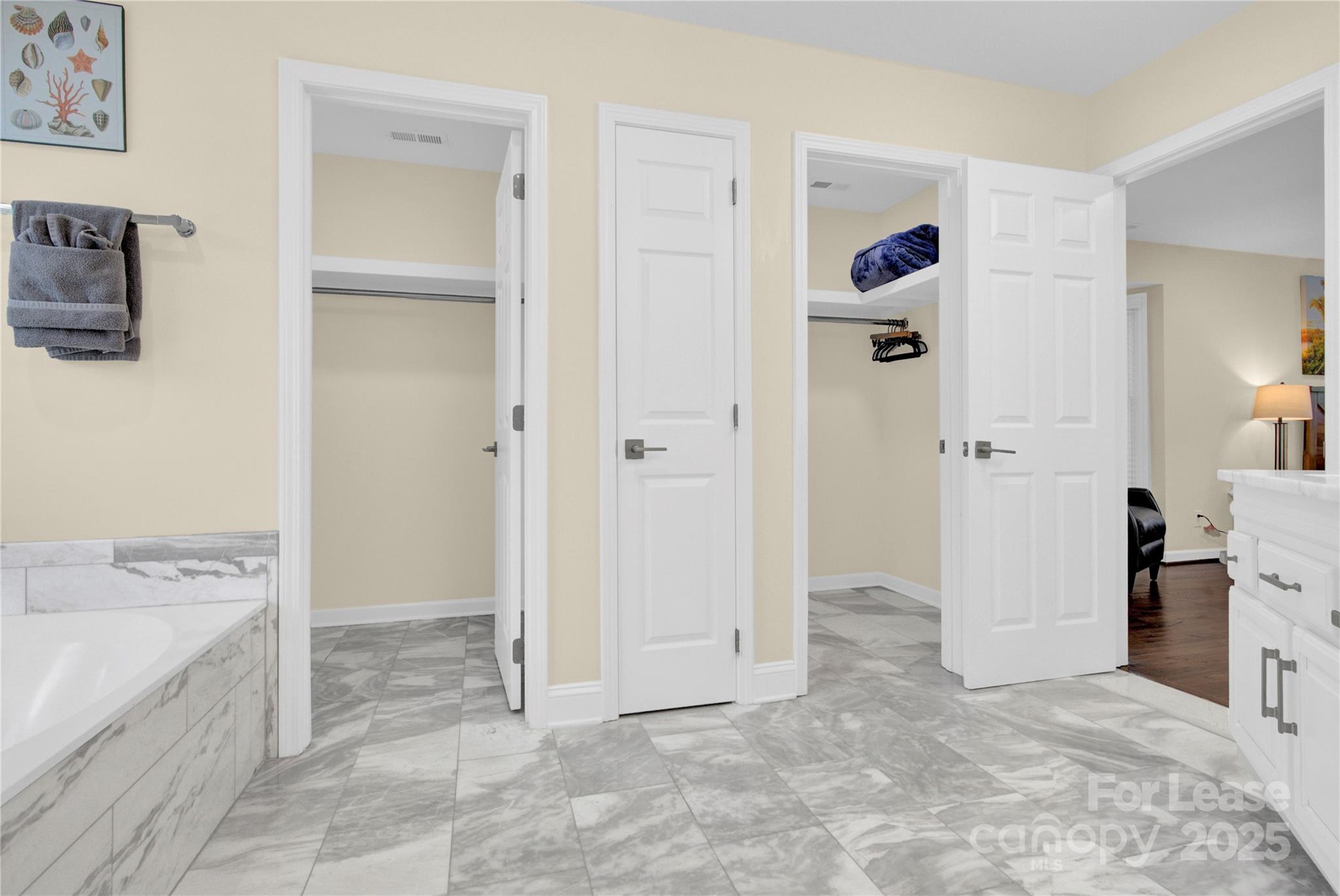Single Family Residence at 8534 Headford Road, Charlotte, photo 19 of 48