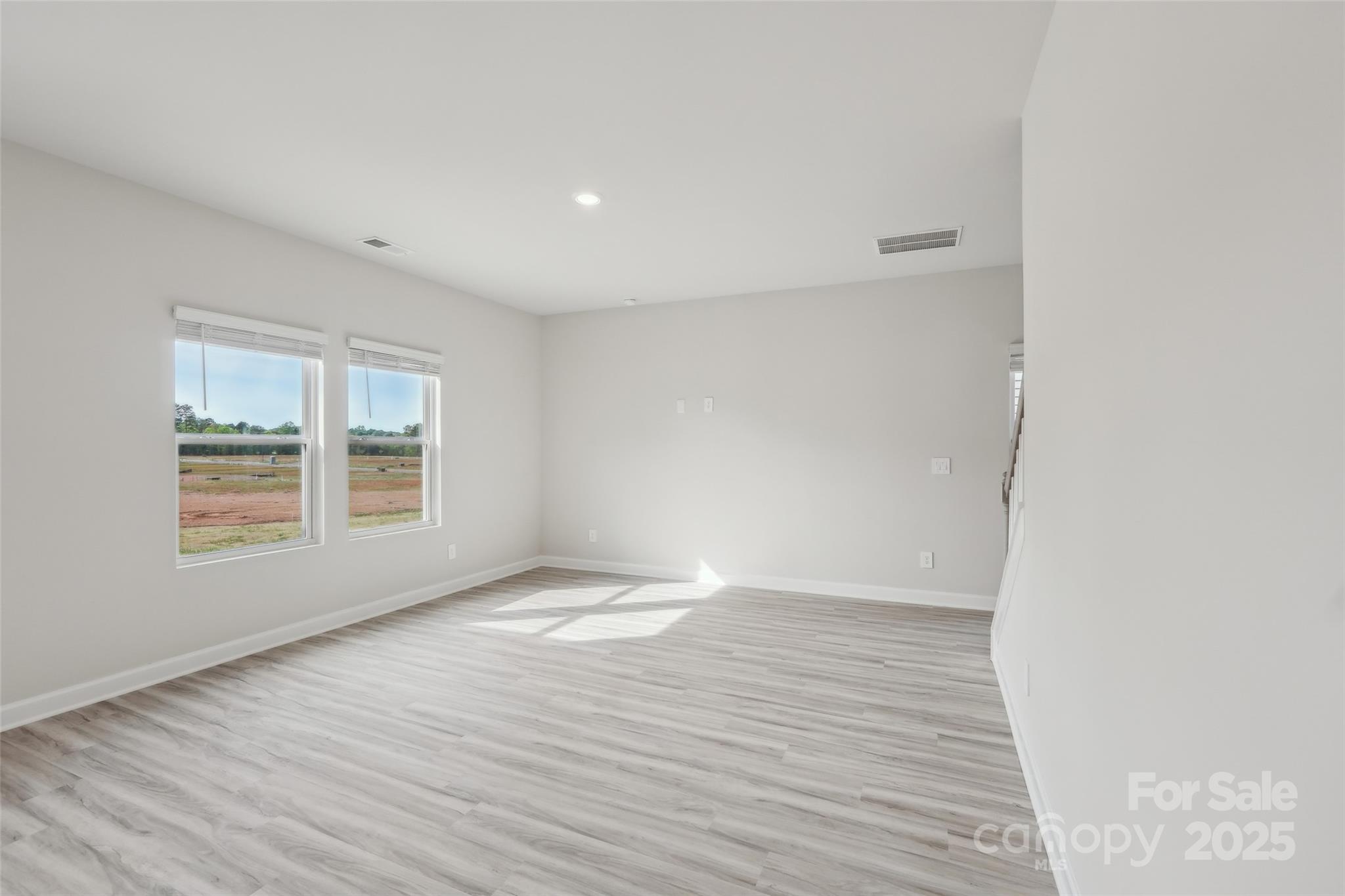 Single Family Residence at 1437 Wildflower Street, Newton, photo 5 of 20